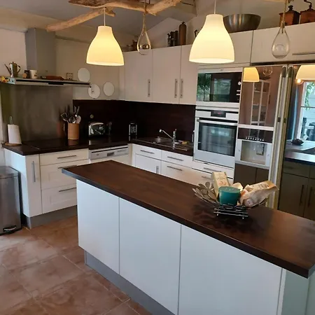 Maison Climatisee En Campagne, Piscine, Spa, Terrasses Couvertes Grand Jardin Ombrage *